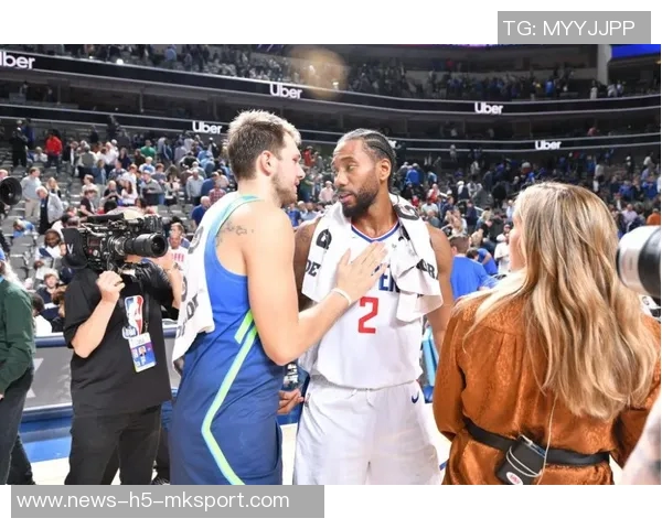 莱昂纳德状态火热近14场场均30分真实命中率超63表现惊艳