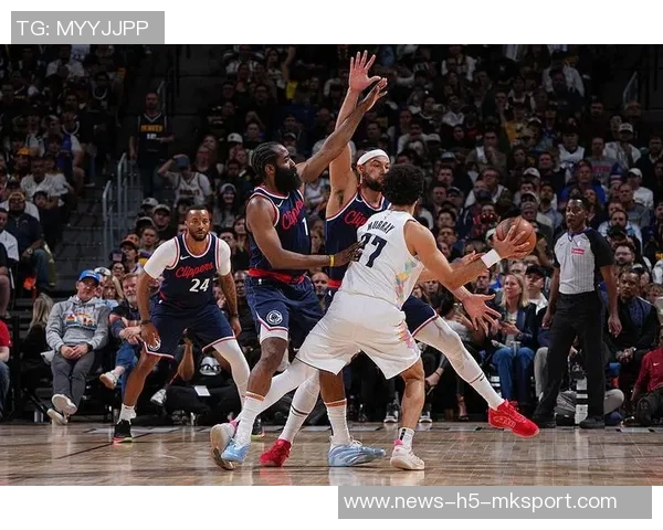 快船领先两位数胜率低迷21分优势也难保胜局引发担忧